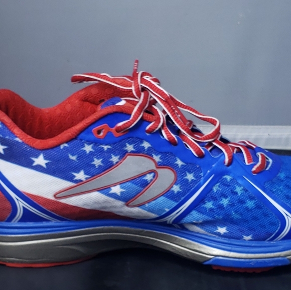 Newton Fate II BORN IN THE USA Men Sz 7.5-Wom. Sz 9 Red White And Blue - Picture 6 of 9